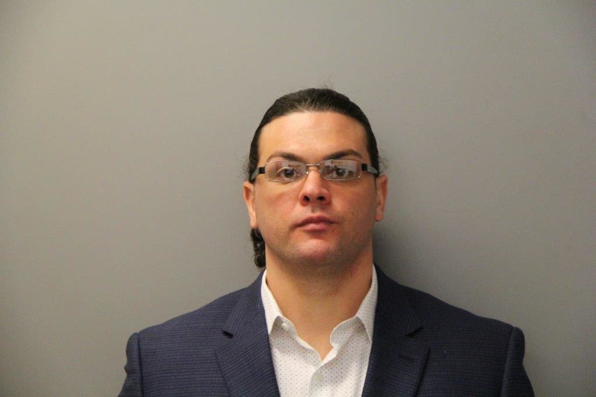 Robert Van Wyen is accused of stealing and trying to sell an encrypted police radio.