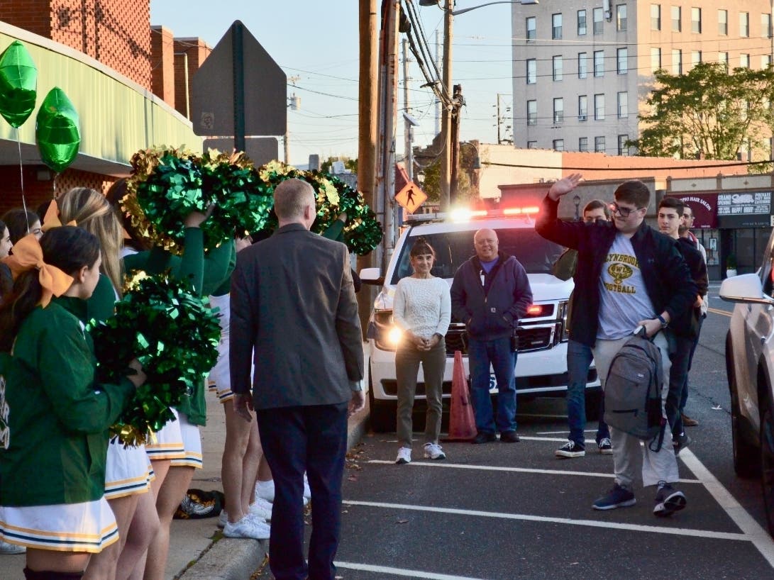 News small post card thumbnail