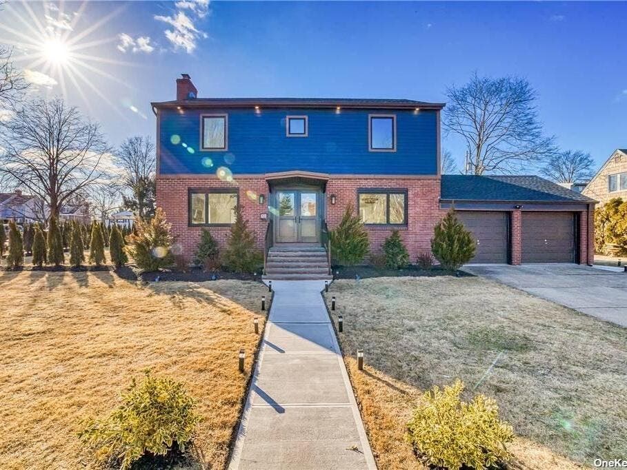 Wow Household: Backyard City Residence Is Present day Style and design Perfection