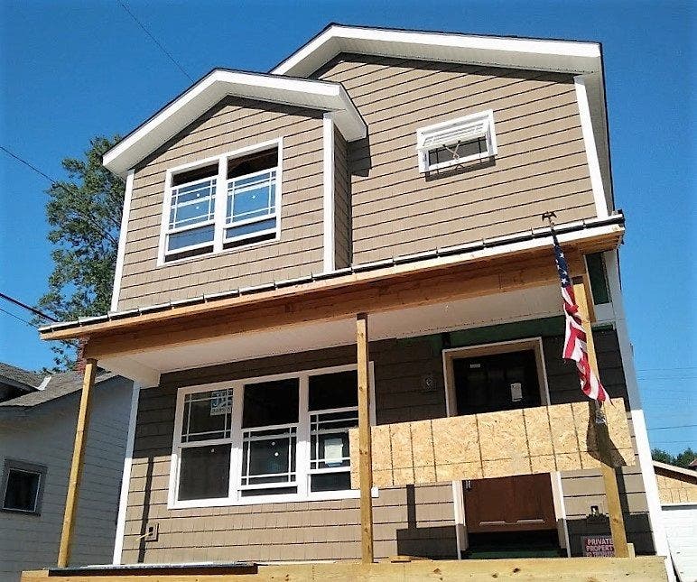 News small post card thumbnail