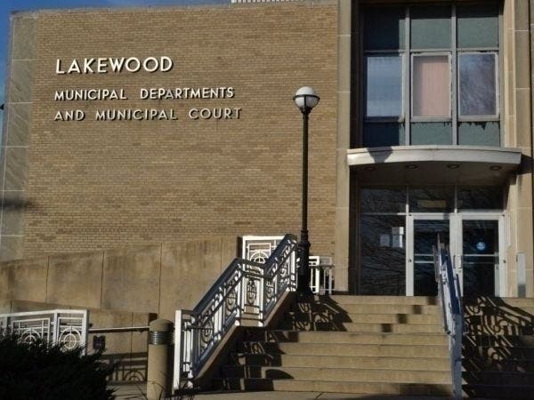 Lakewood's Planning Commission needs a new member. 