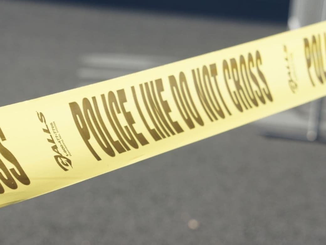 A man came into the restaurant, flashed a gun, got an employee to empty the register, then ran off.