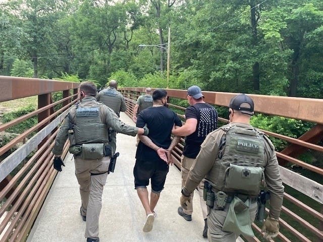 Triple Homicide Suspect Captured By US Marshals In Philadelphia ...