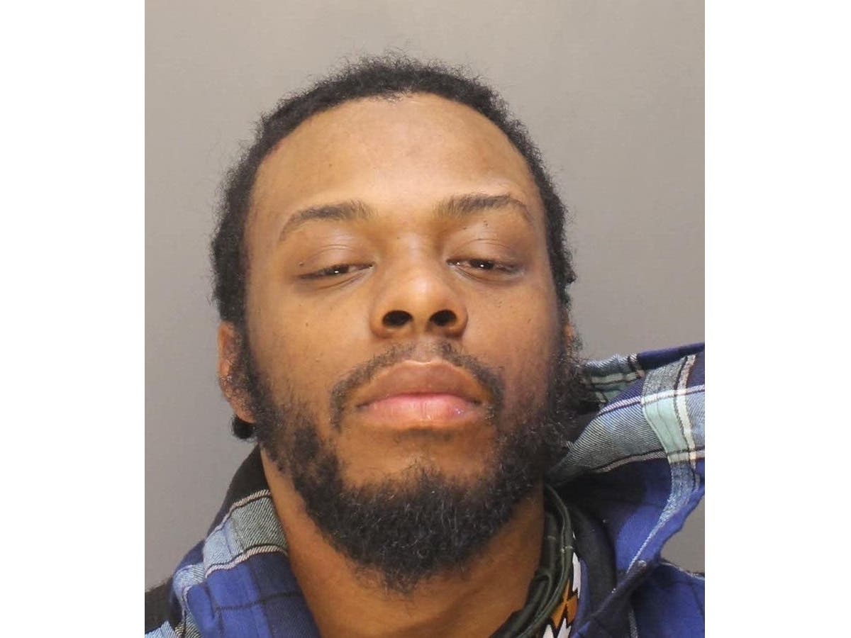 Alleem Bordan,​ 29, escaped from Episcopal Hospital, 100 E. Lehigh Ave., at about 6:42 a.m. Monday, Philadelphia Police said.