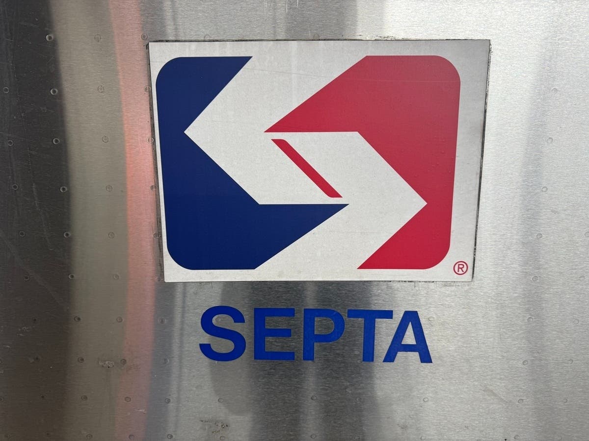 While the Manayunk/Norristown Line is slowly being restored, the rest of the Regional Rail lines remain suspended as of 3 p.m. Monday.