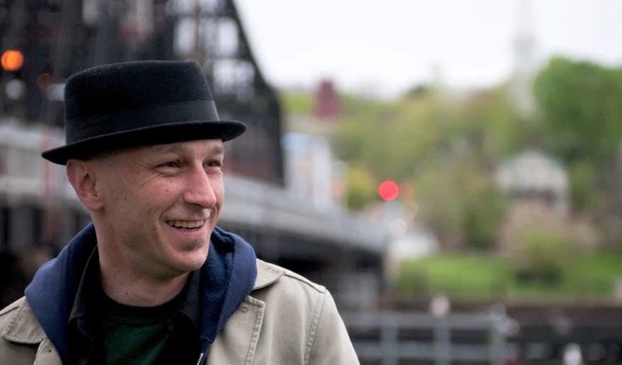 News small post card thumbnail