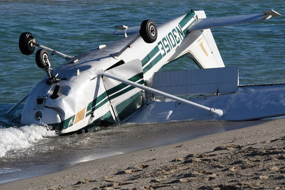 Christmas Miracle: 4 Survive Miami Plane Crash On Public Beach | Miami ...