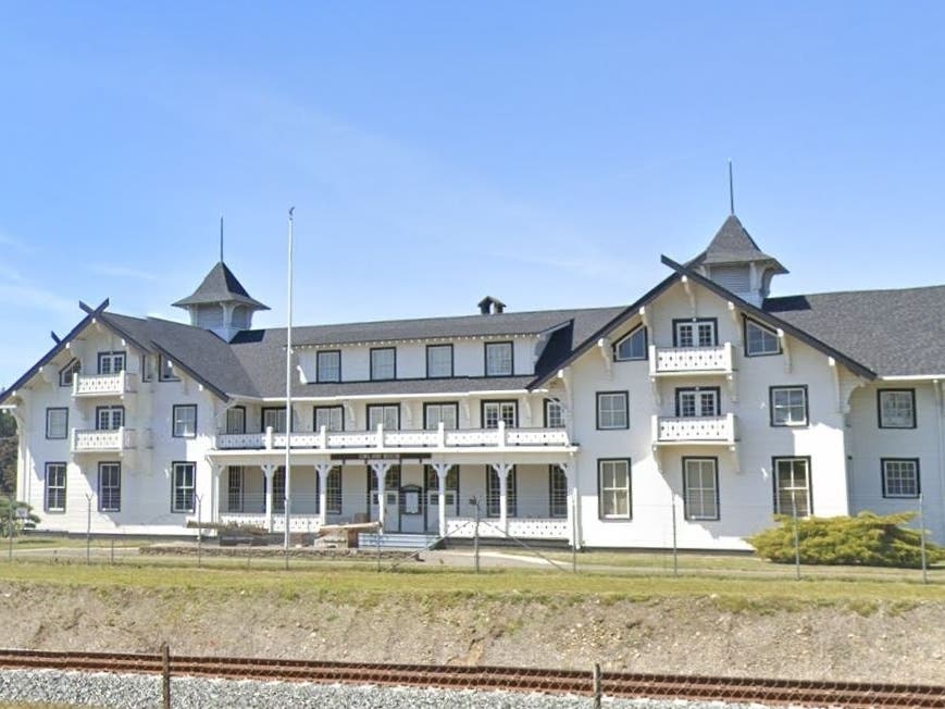 The Lewis Army Museum along Constitution Drive. 