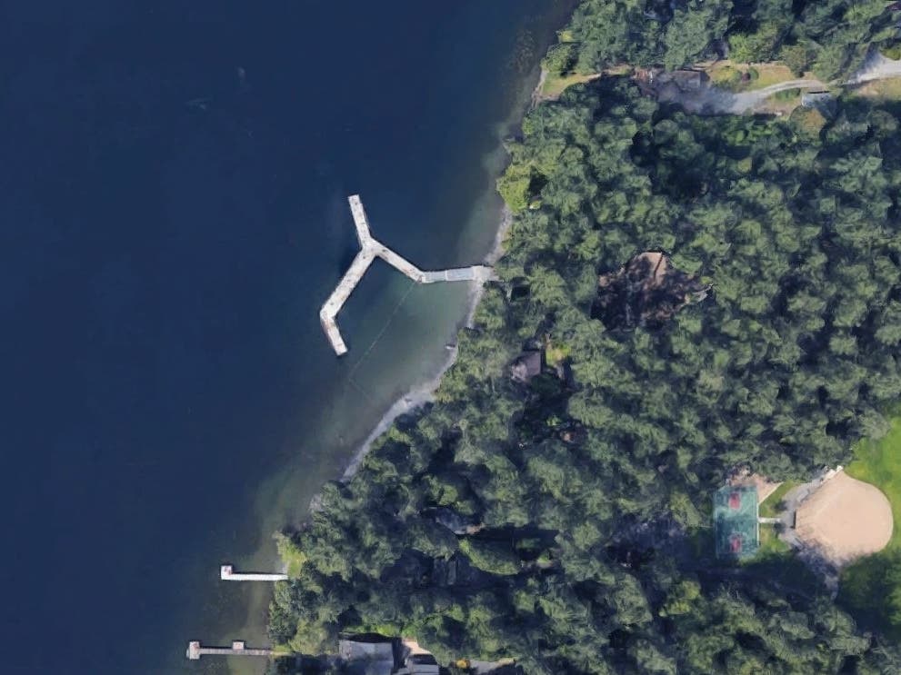 Pine Lake in Sammamish was closed on Aug. 19 due to consecutive high bacteria tests. 