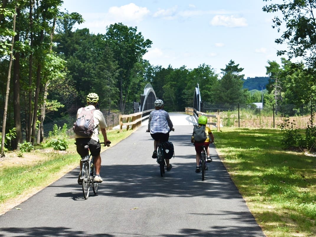 Time to start summer: the state could see a weeklong stretch of dry weather. 