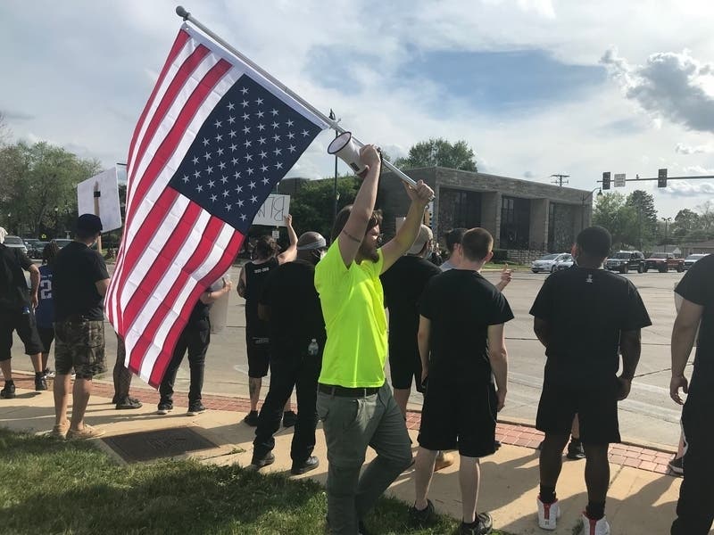 News small post card thumbnail