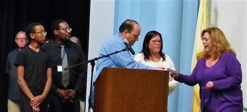 News small post card thumbnail