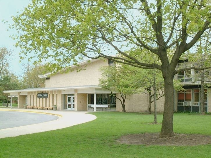Anti Semitic Bomb Threat Found At Wilmette Middle School Wilmette IL