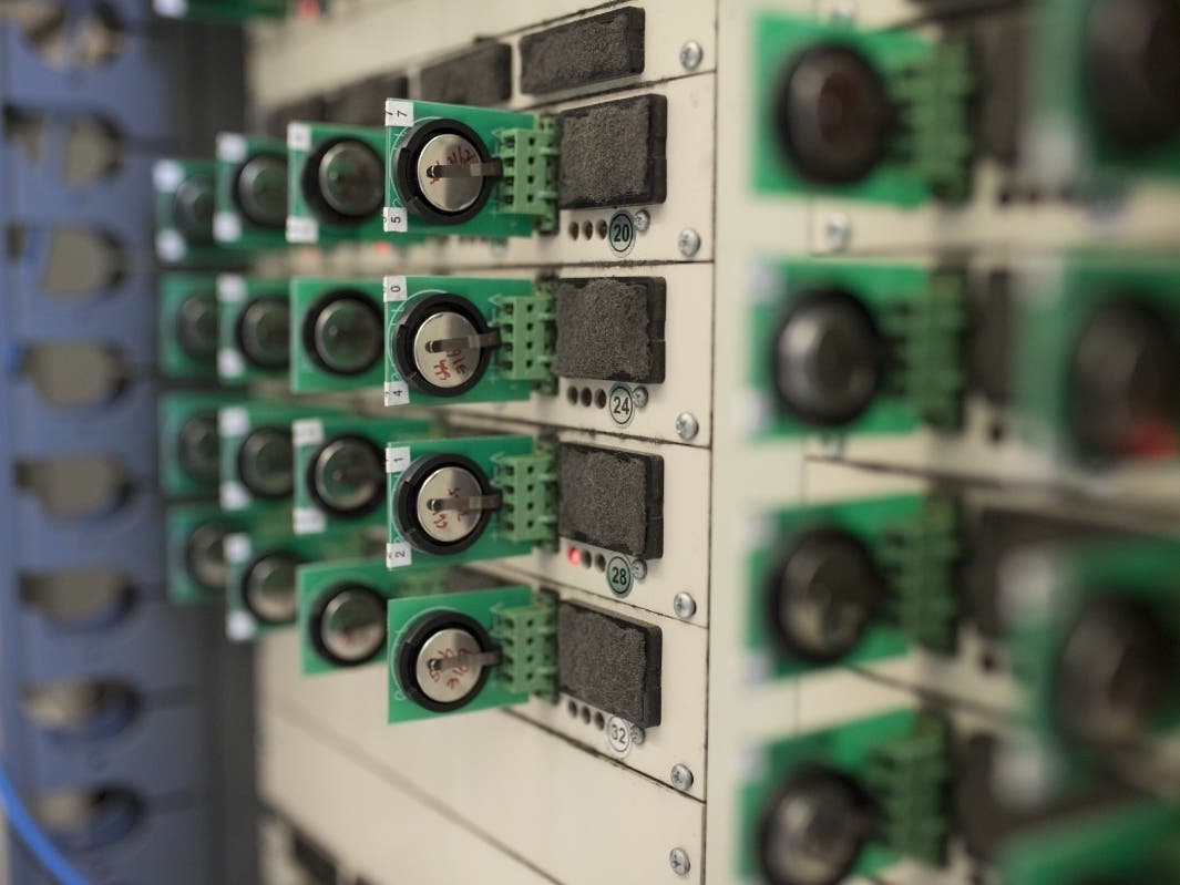 The United States Advanced Battery Consortium awarded a $7.5 million contract to NanoGraf Technologies, which was founded at Northwestern and is now based on the campus of the Illinois Institute of Technology.