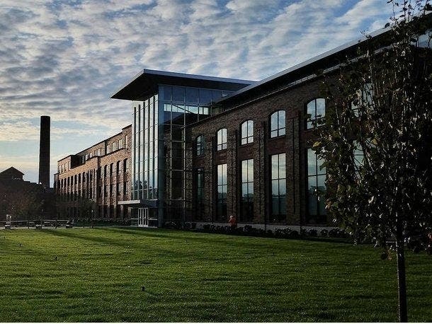 The National Merit Scholarship Corporation announced semifinalists for its scholarships among the class of 2020 at New Trier High School, Loyola Academy and North Shore Country Day School.