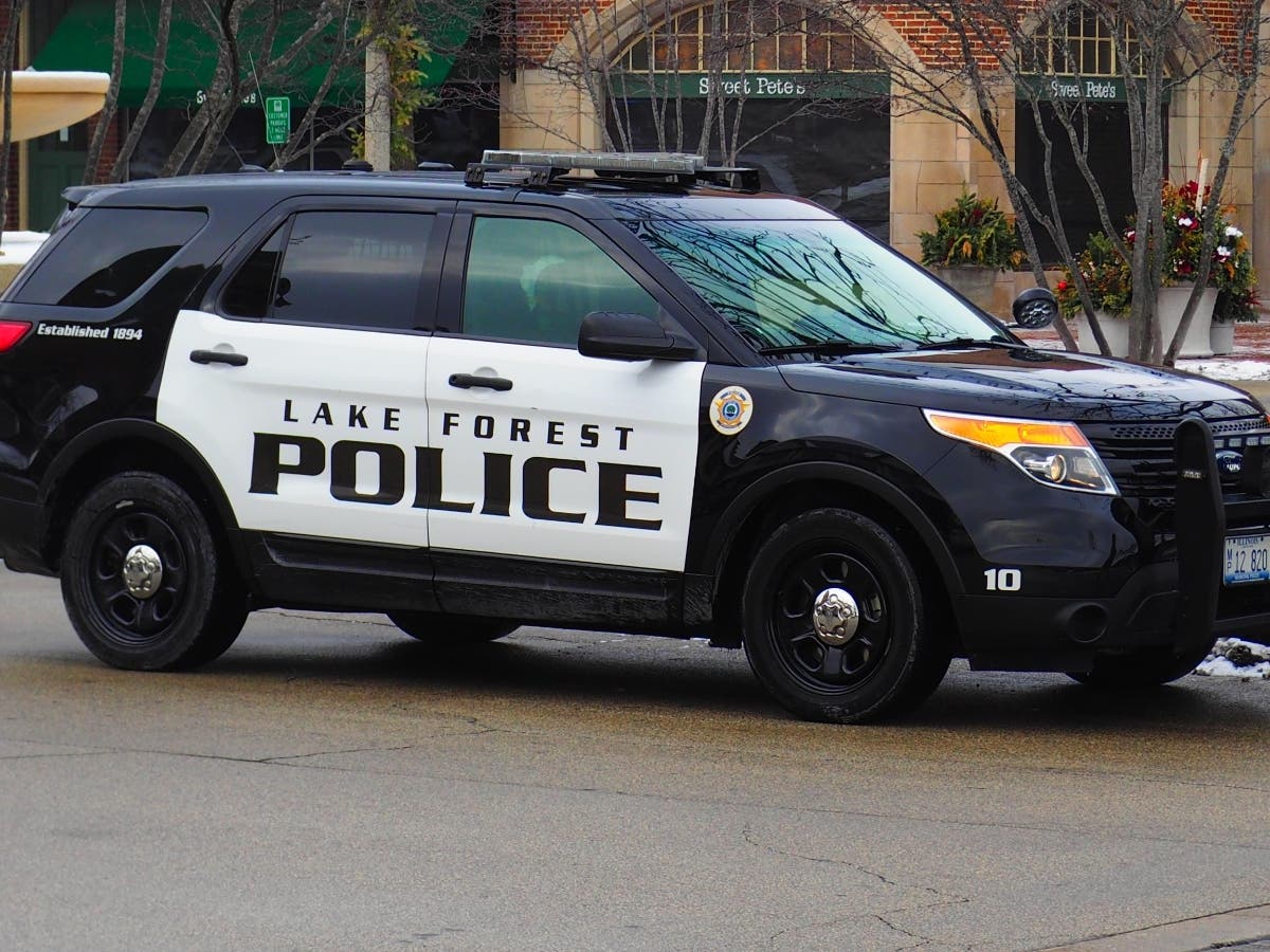 The incidents and arrests below were reported by the Lake Forest Police Department between April 13 and April 30.