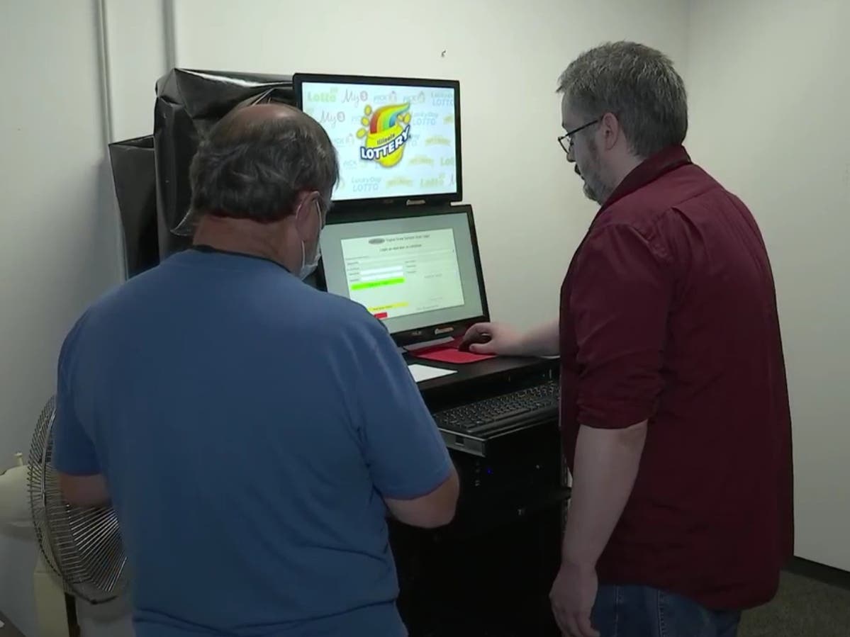 Illinois Lottery officials picked the winners of the state's first cannabis dispensary license lottery in the presence of an outside auditor in the same way the agency picks the winner cash prizes. 