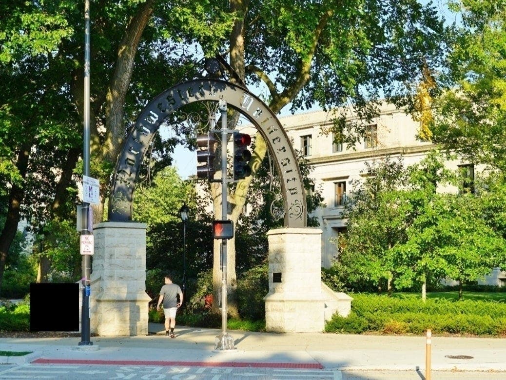 News small post card thumbnail