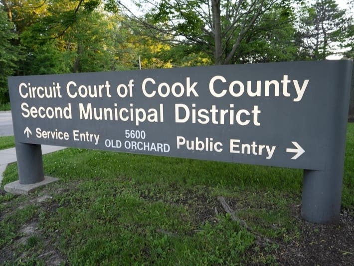 A man with multiple previous home burglary convictions now faces four pending residential burglary charges at the Skokie courthouse.