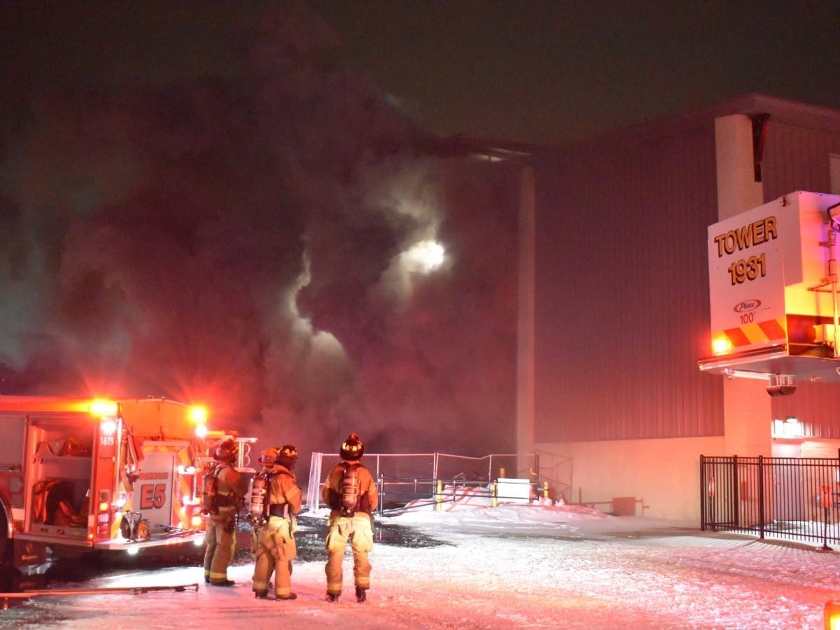 Firefighters from three counties braved frigid temperatures to respond to a blaze that began Wednesday night at the Waukegan lakefront.