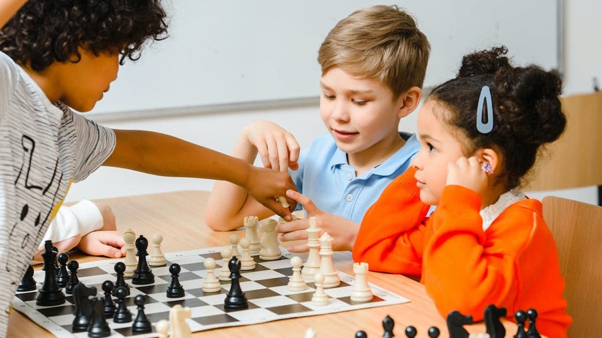 Young Knights Chess Club
