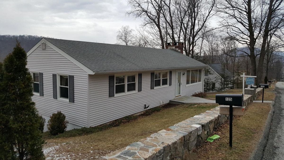 Home for Sale in the beautiful Candlewood Lake area of New Milford CT