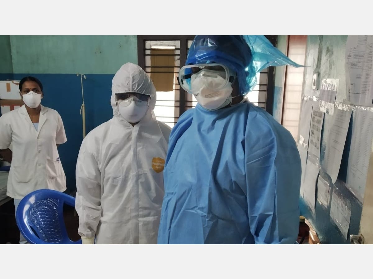 Healthcare workers wearing personal protective equipment while caring for patients with coronavirus infection in the Indian state of Kerala. Date	10 March 2020 Source	District Hospital, Tirur