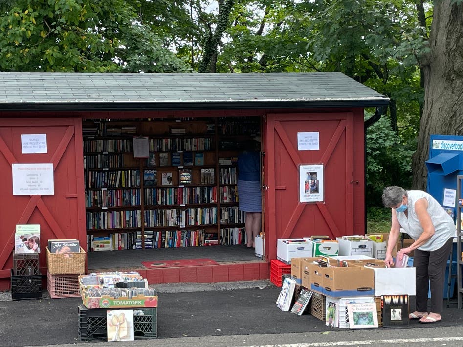 News small post card thumbnail