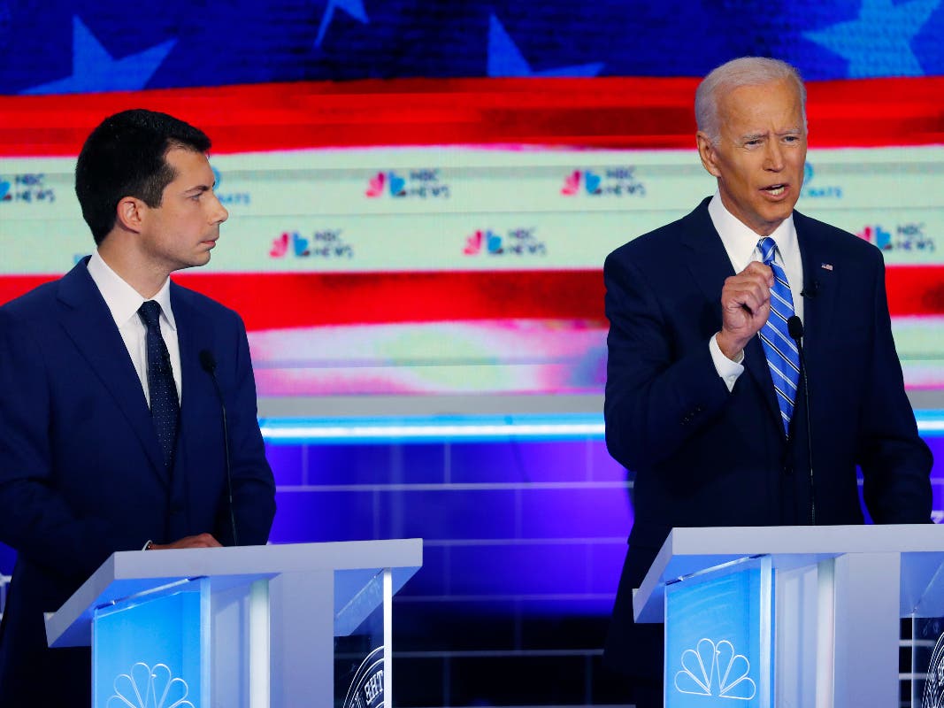 Democratic presidential candidates Pete Buttigieg (l) and Joe Biden at Thursday's debate.