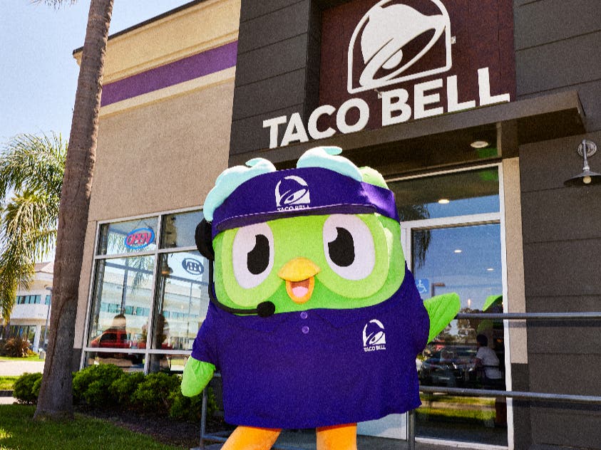 Duolingo mascot Duo the Owl at a Taco Bell 