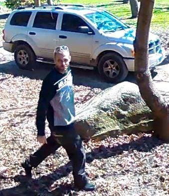 https://patch.com/img/cdn20/users/22920555/20190411/065151/styles/raw/public/manhattan-suspect.jpg