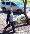 If you see the man or the associated vehicle, you should call Manhattan Police at 815-478-3226 or 911 in an emergency