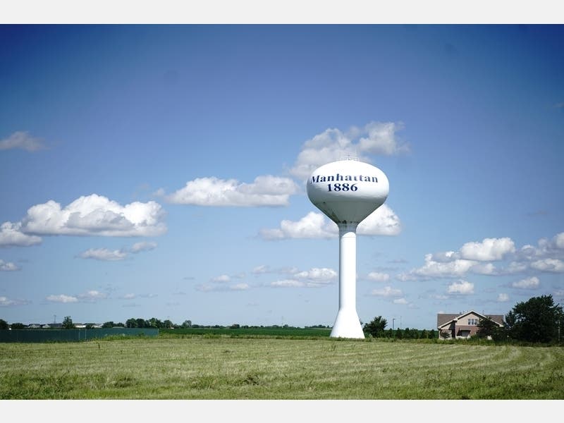 Manhattan business listings.