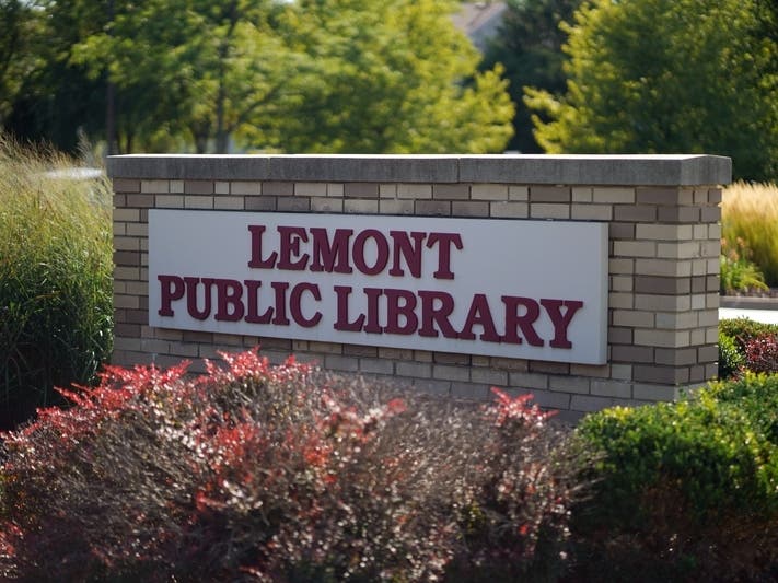 The Library of Things has​ a mobile hotspot, a Roku device loaded with movies, STEM and STEAM kits, a ring light, a pasta maker, various cake pans, a microscope, and plenty more.