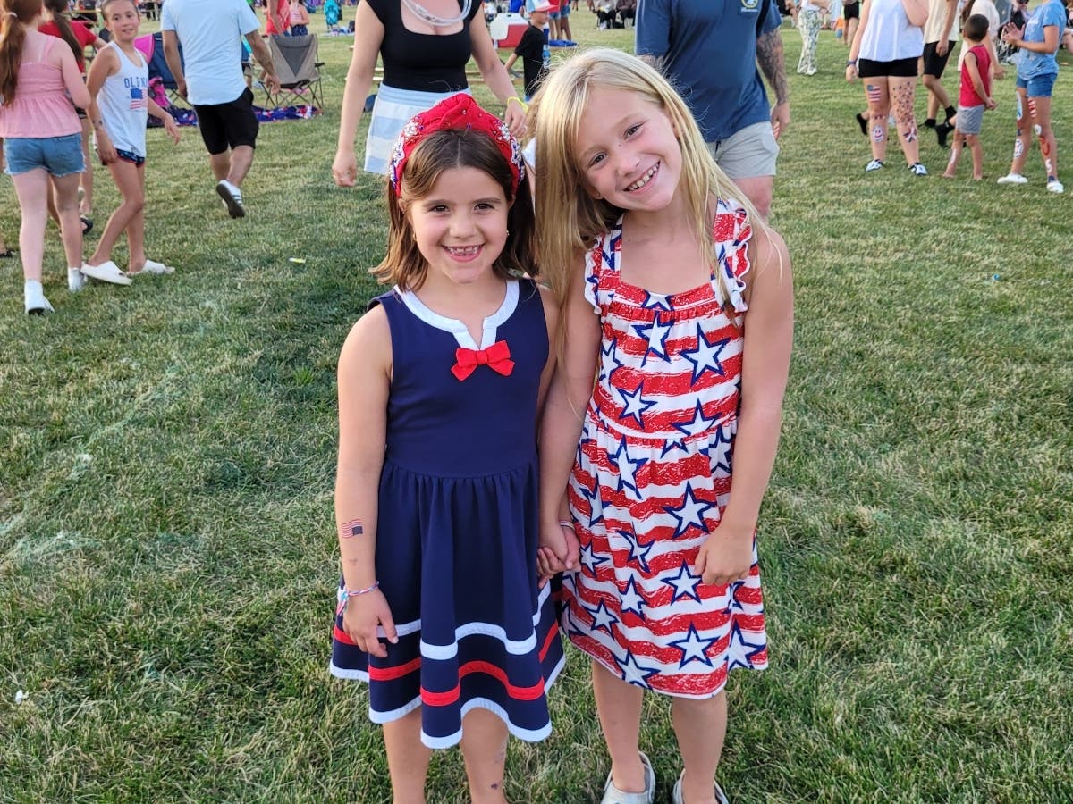 The fireworks display is  sponsored by the Village of Frankfort, Frankfort Firefighters Foundation and Frankfort Firefighters Local 4338.
