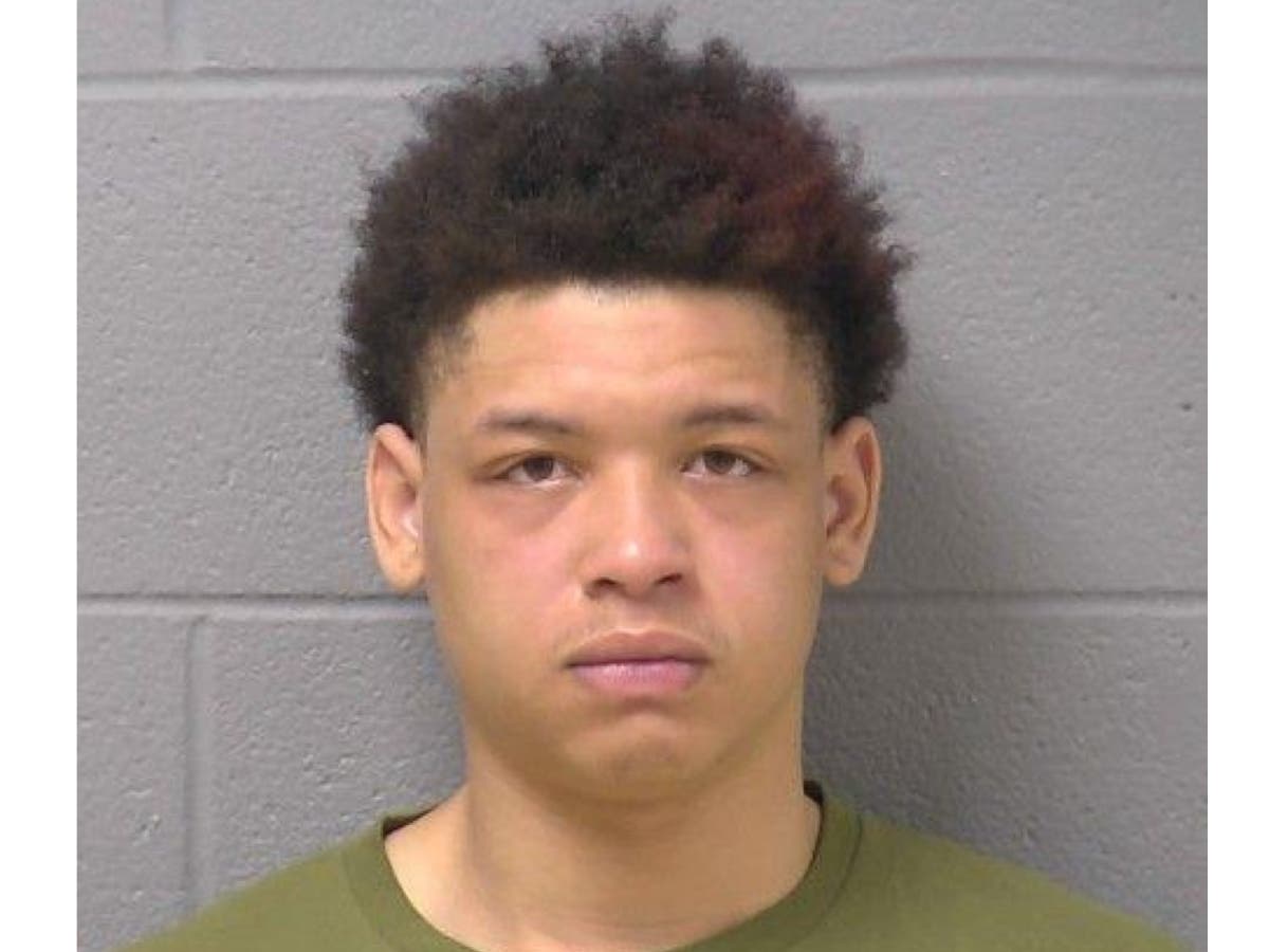 Bolingbrook 18-Year-Old, Two Juveniles Attacked Victim, Demanded His Clothes: Police