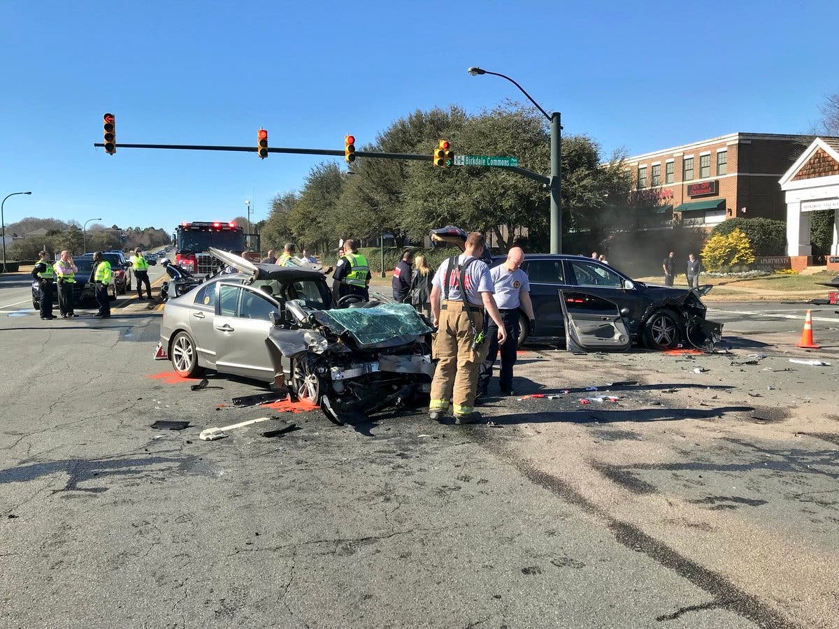 TwoCar Wreck Leaves 1 Pinned In, Tangles Traffic In Birkdale Huntersville, NC Patch
