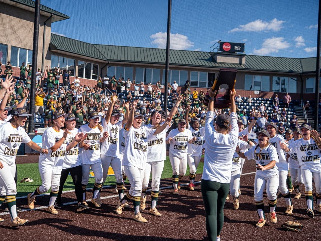 Saint Leo Softball celebrates NCAA Division II national championship win at the finals in Chattanooga, Tenn.