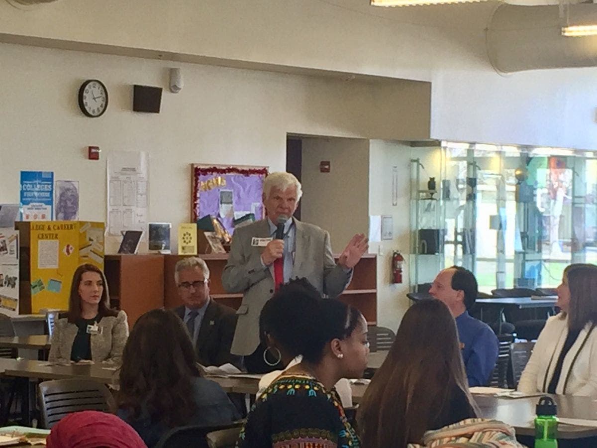 News small post card thumbnail