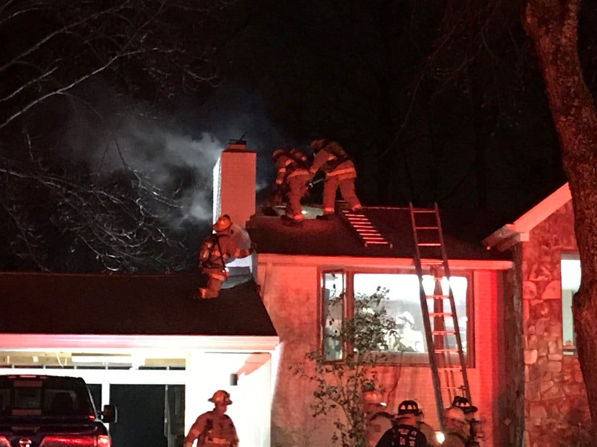 Fire on Waples Mill Road in Oakton