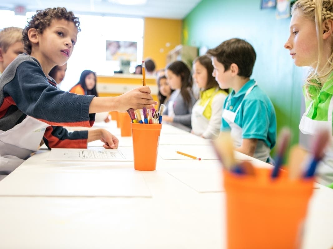 Kidcreate Studio will open in Alexandria, offering art programs for kids.