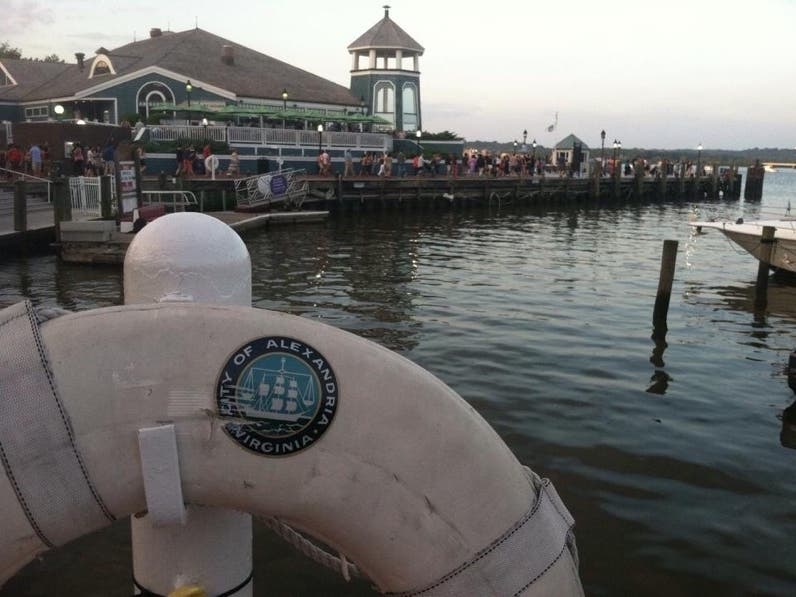 See what's open and closed as well as entertainment ideas amid the coronavirus on Memorial Day weekend.