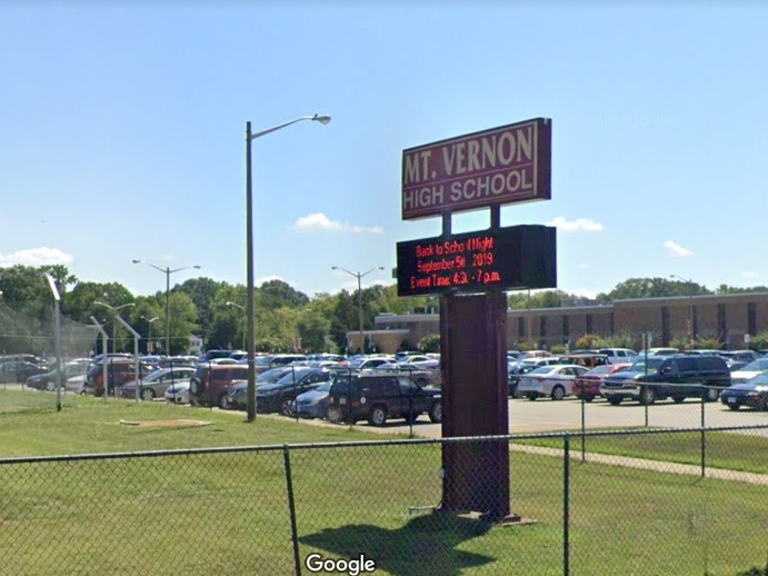 Mount Vernon High School Crew is fundraising to replace its sheds and boat racks.
