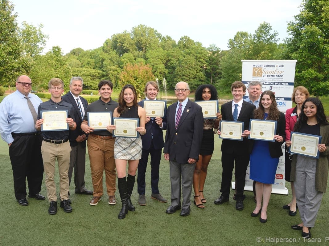 Ten students received 2021 Distinguished Business Scholarships from the Mount Vernon Lee Chamber of Commerce.