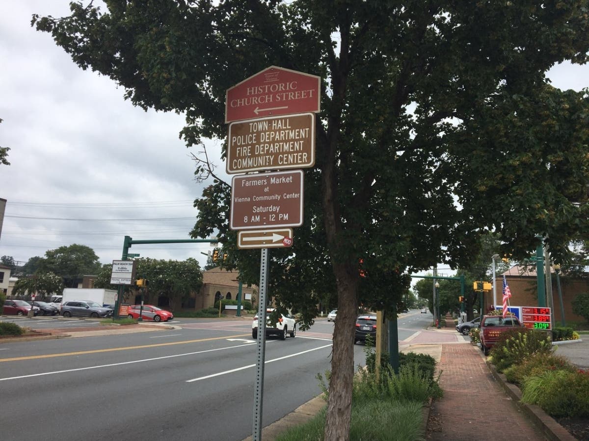 Be entered to win gift cards to local businesses with the holiday shopping pass contest in Vienna from Nov. 15 to Dec. 31. 