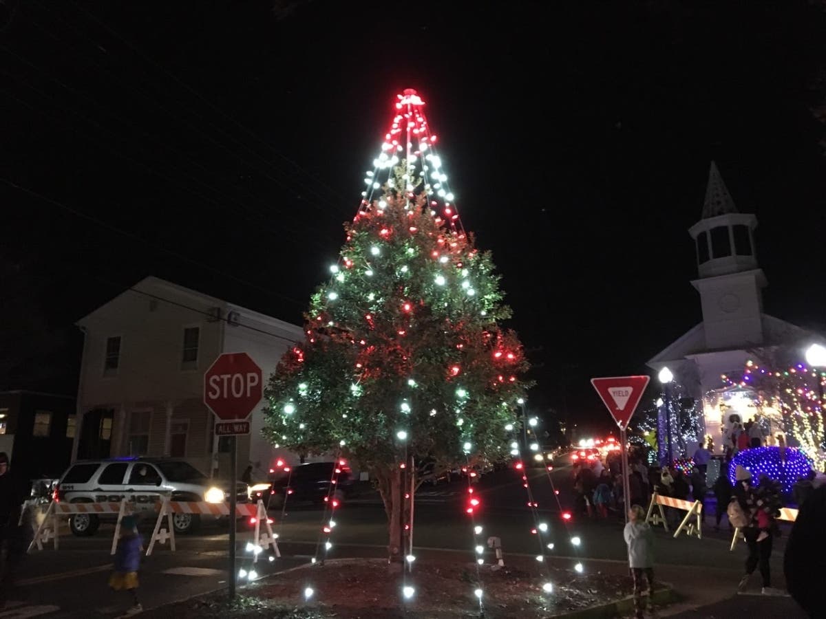 The Church Street Holiday Stroll is one of the holiday kick-off events in the coming days.