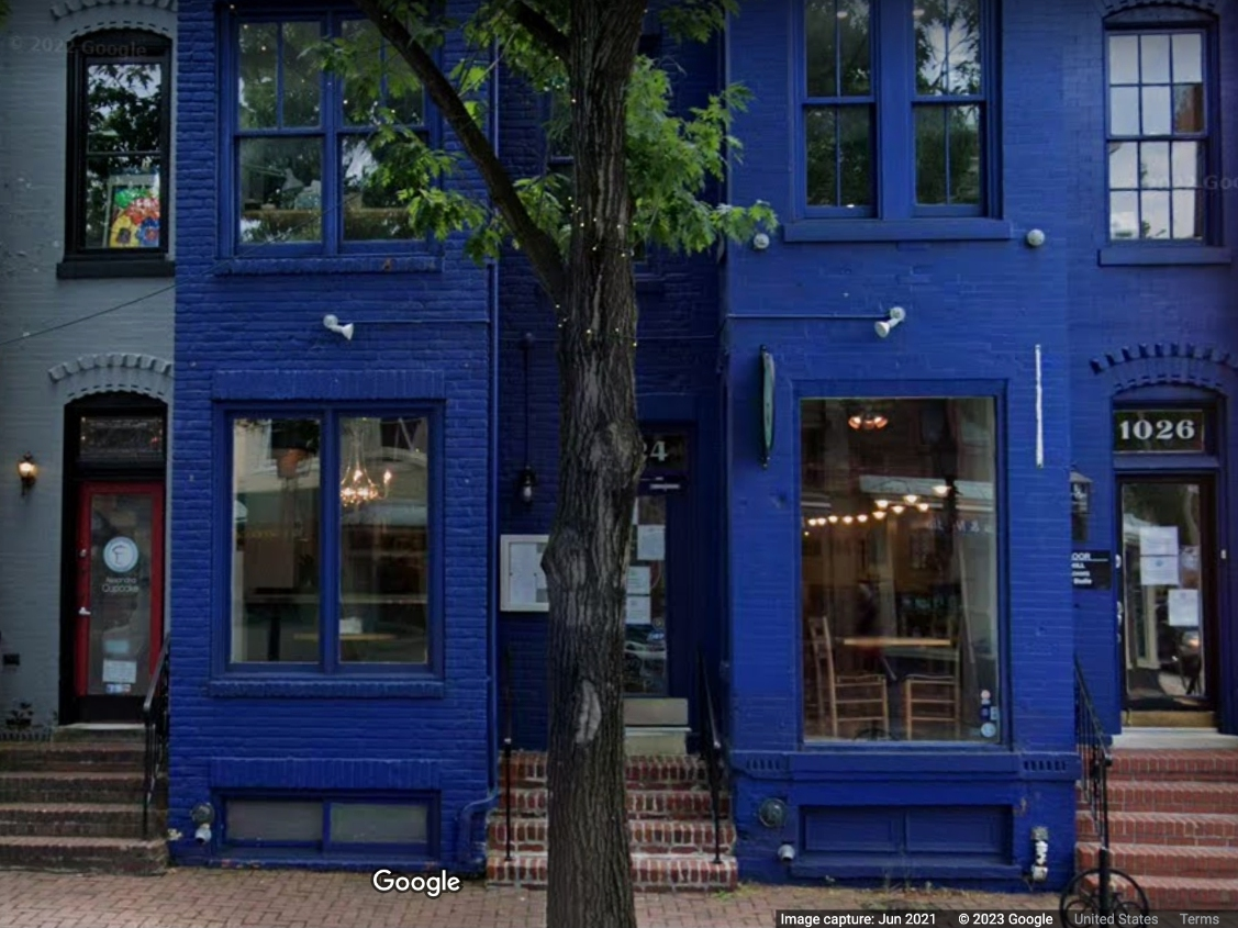 Thompson Italian is open in the former King Street location of Hank's Oyster Bar, which moved to Old Town North. 