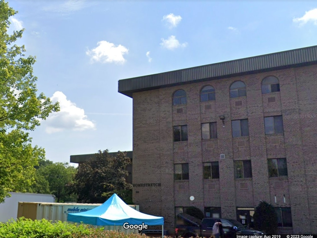 Falls Church nonprofit Homestretch's executive director is retiring after 17 years, and a replacement has been named.