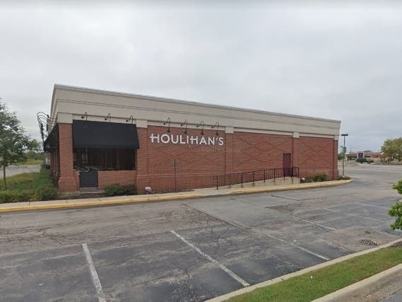 The company announced the closure on Facebook Sunday afternoon. 