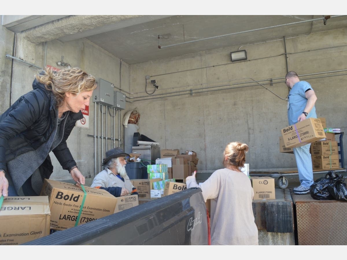 The students donated 30,000 nitrile gloves and other personal protective equipment to Advocate Good Samaritan Hospital amid the coronavirus.